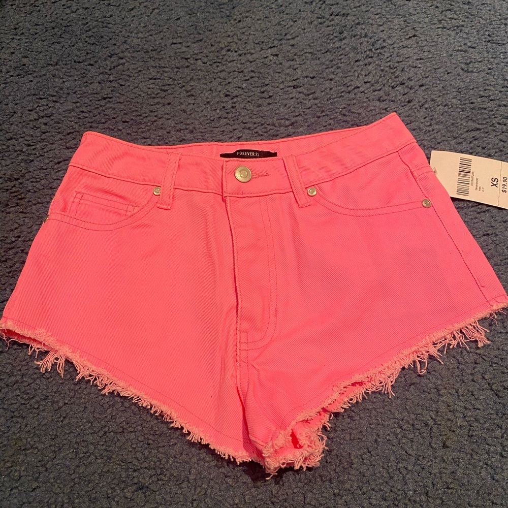 HP! ❤️ NWT FOREVER 21 | Pink Denim Shorts